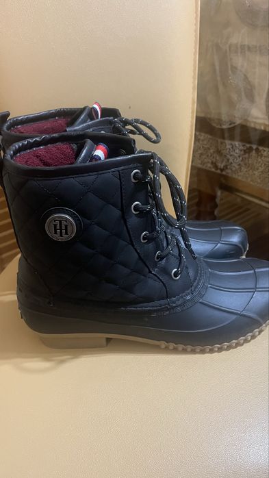 Ботинки жіночі Tommy Hilfiger ( США)