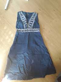 Vestido em linho azul com bordado inglês tam. S/M