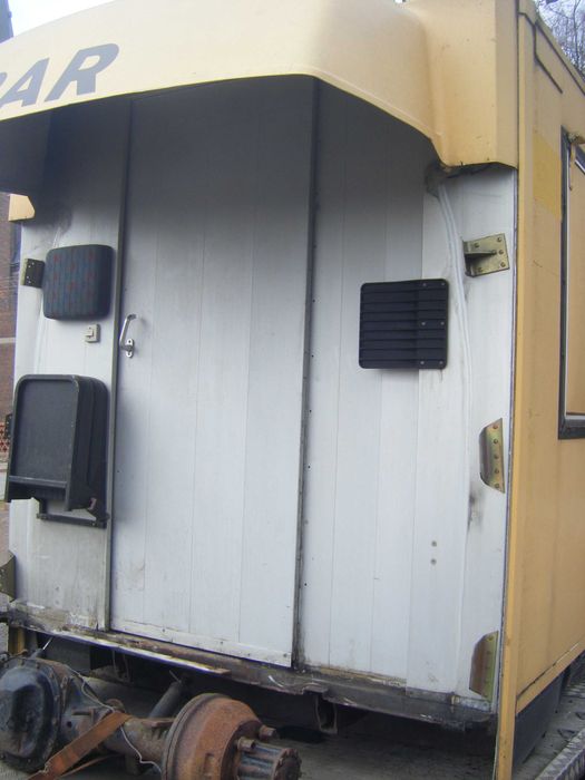 Kontener Garaż Schowek Kurnik   Zamykany Ocieplany Niemiecki Mobilny