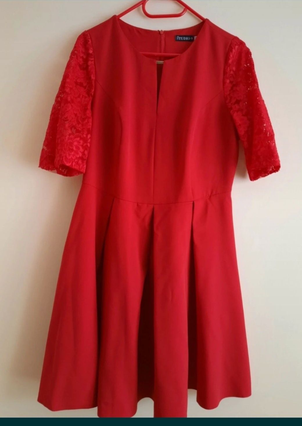Czerwona sukienka imprezowa-weselna r 42/44