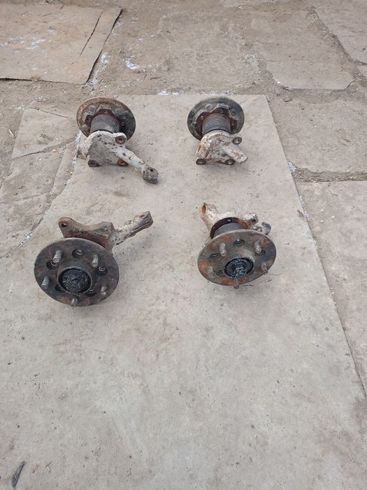 Ступиці Москвич 600грн штука