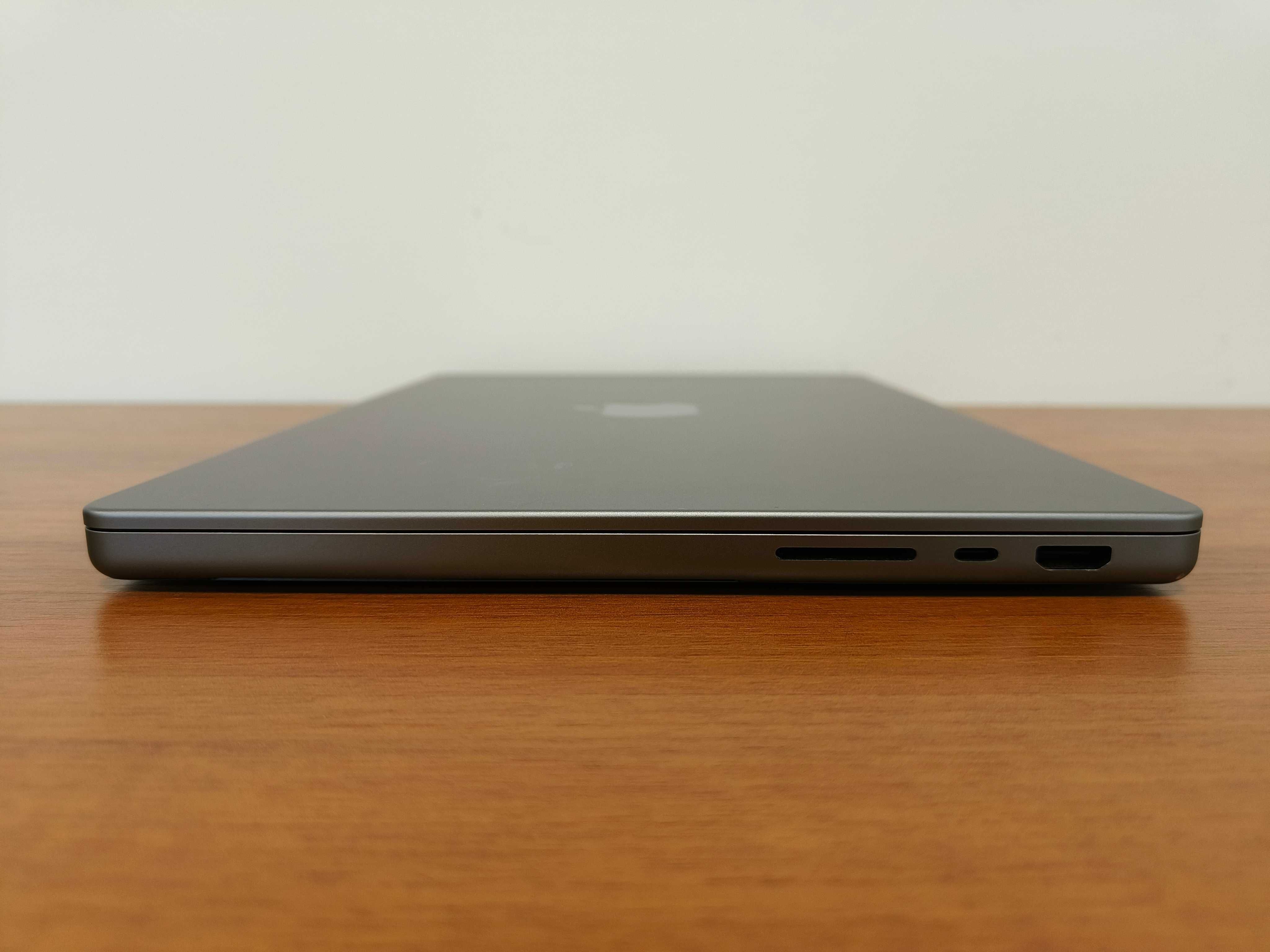 Apple MacBook Pro M1 14,2" A2442 | M1 Pro / 16GB RAM / 512GB SSD