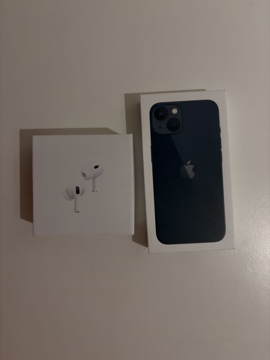 Iphone 13 128g recondicionado Airpods