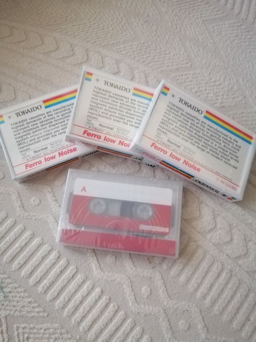 Nowe kasety magnetofonowe 4szt