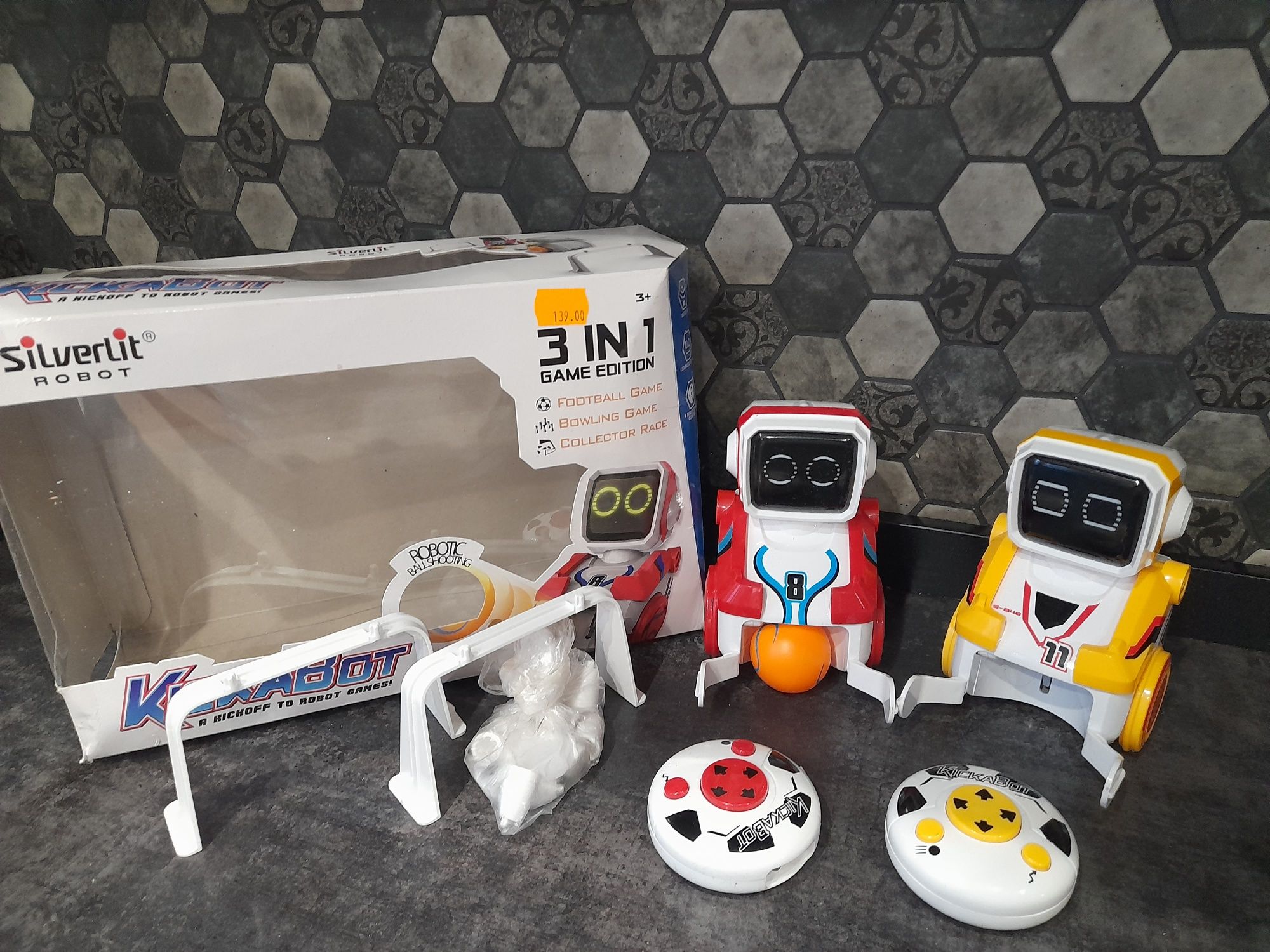 Kickkbot gra robot