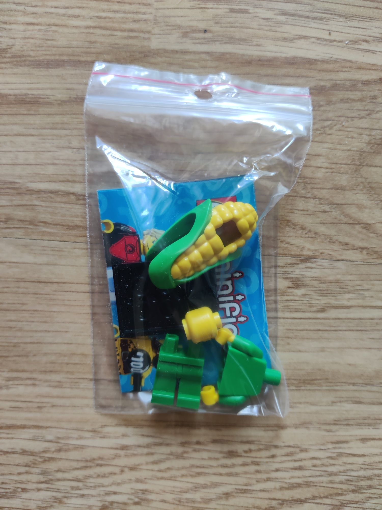Lego Minifigures 71018 Seria 17 - Człowiek kukurydza