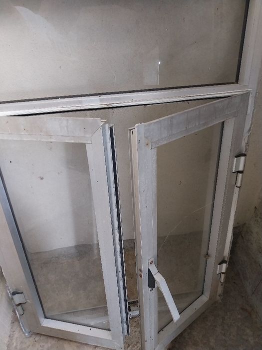 4 Janelas de alumínio