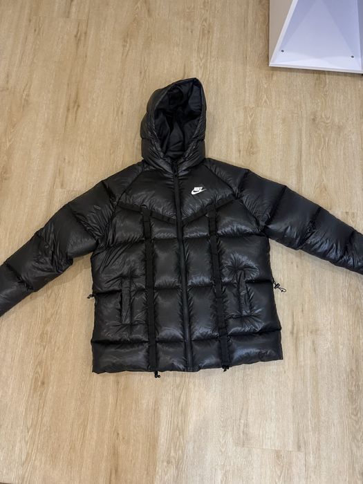 Пуховик Nike  зима