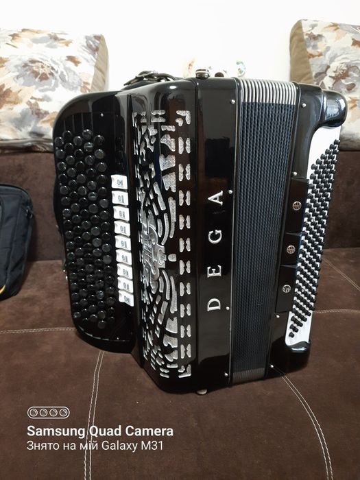 Італійський баян DEGA