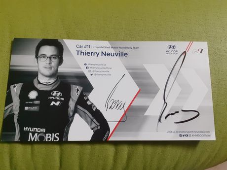 Autografo piloto WRC Thierry neuville