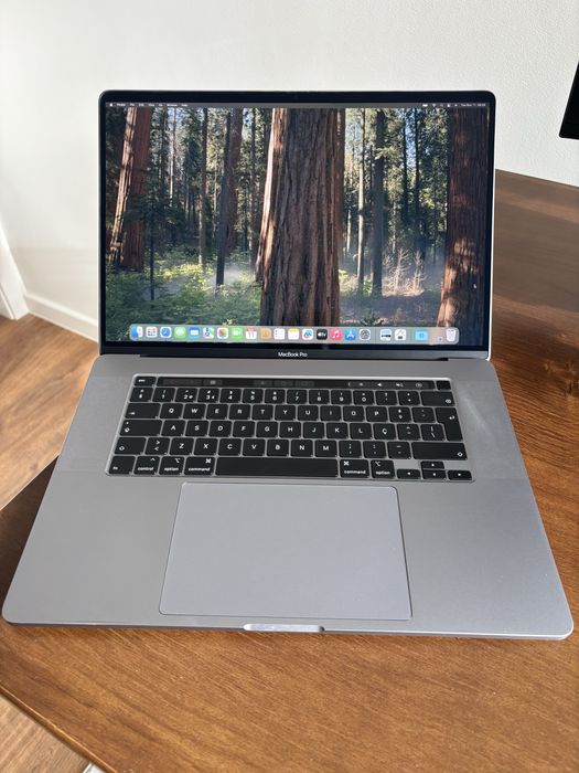 MacBook Pro 16” 2019