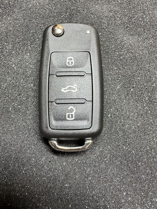 Ключ VAG 5K0837202AD
