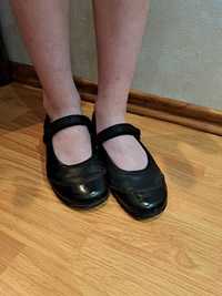 Туфлі шкільні на дівчинку Clarks
