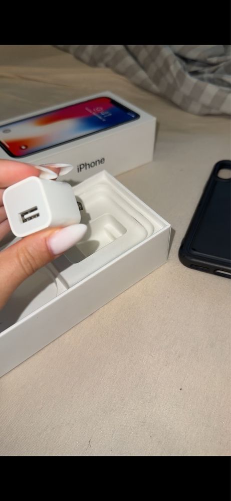 Iphone x, б/у в хорошем состоянии