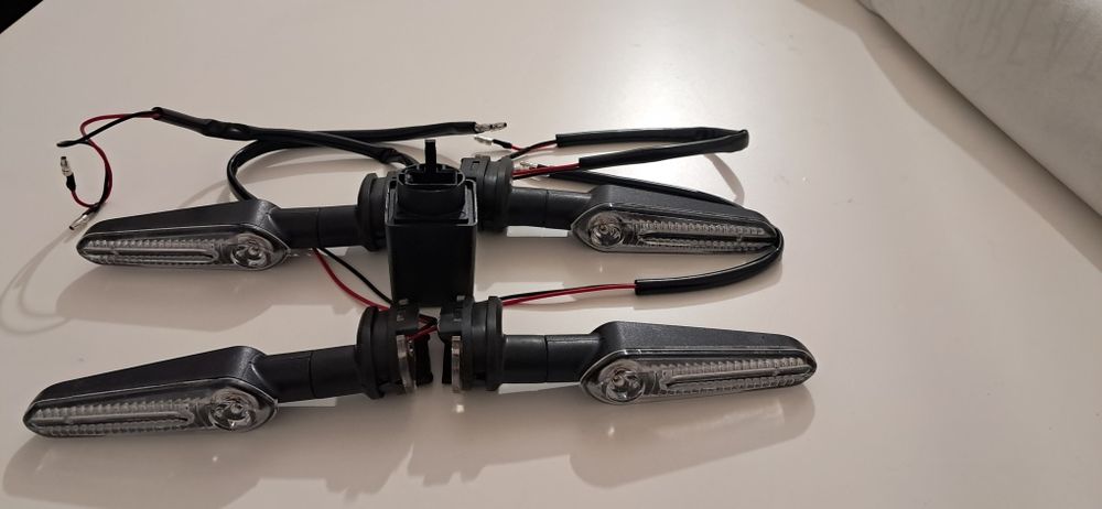 Piscas yamaha led (com rele)