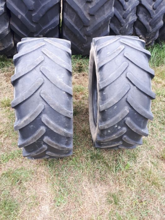 Ładna para opony rolnicze zachodnie MICHELIN RADIAL 420/65 R - 24