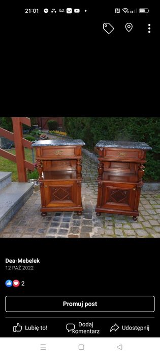 Antyczne dwa stoliki nocne