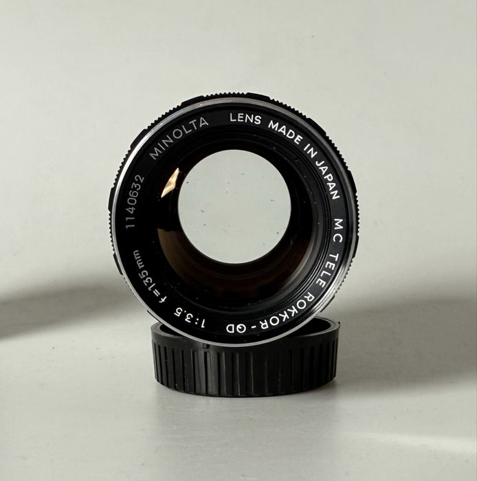 Minolta Mc Rokkor-qd 135/3.5 з блендою і чохлом
