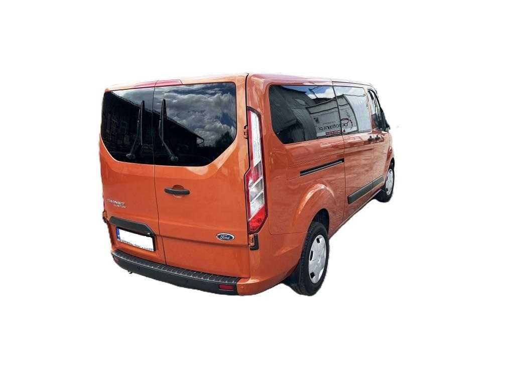 Wynajem busa, wypożyczalnia, bus 9 osobowy automat Ford Transit Custom