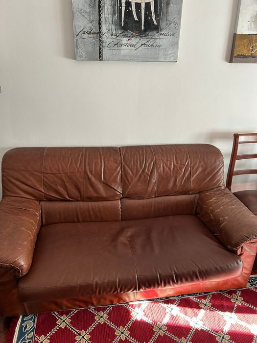 Sofá cama de napa 2/ 3 lugares