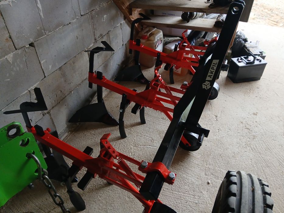 ** Obsypnik Akpil  pielnik  super stan **