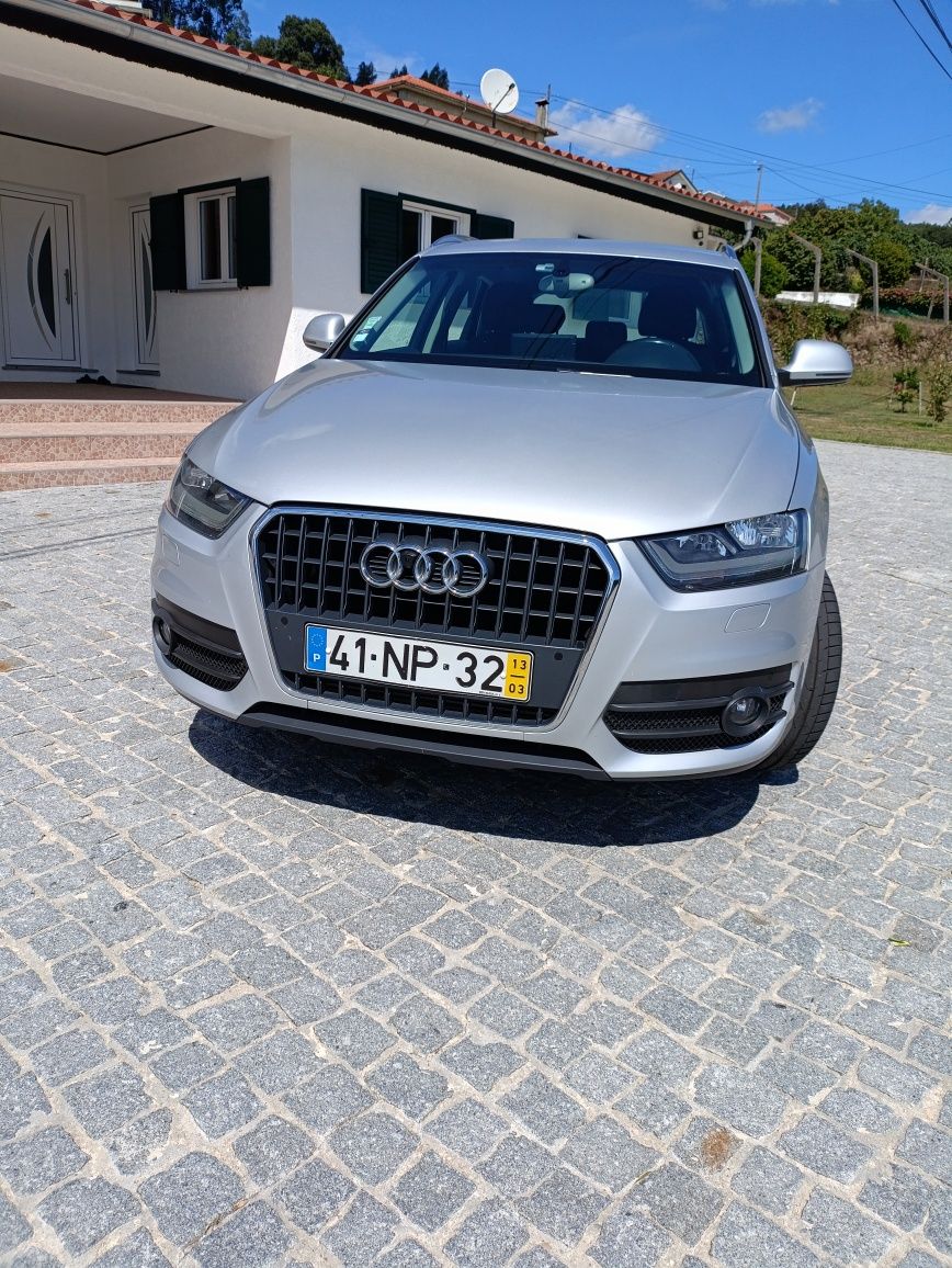 Audi Q3 TDI 2013 2.0 Caixa manual
