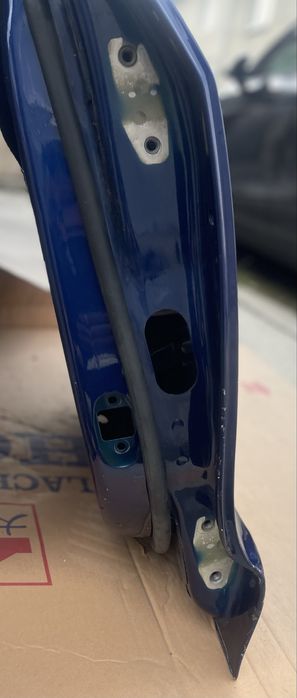 Двері задні ліві Tesla model 3