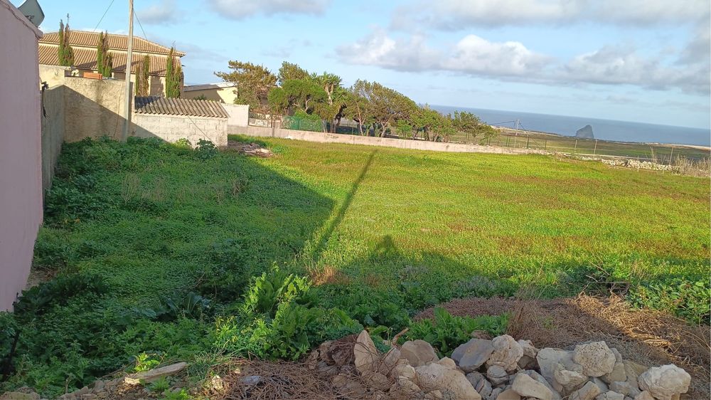 Vende-se terreno para construcao Porto Santo