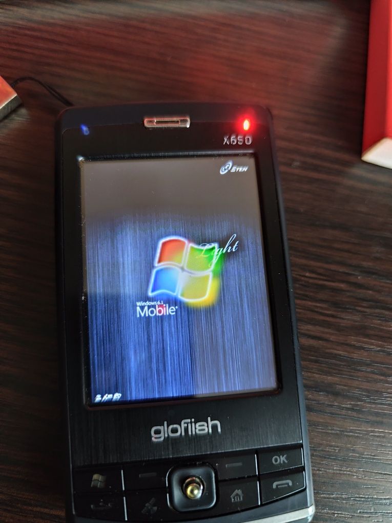 Телефон Glofish X650