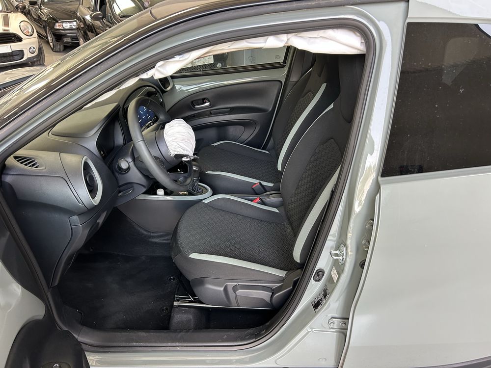 Toyota Aygo X 1.0 Pulse CVT de 2025