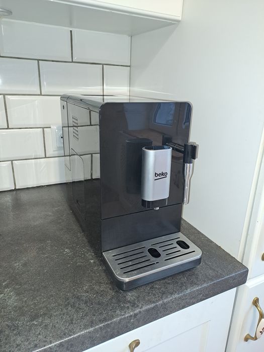 Ekspres do kawy BEKO CEG 3192B sprzedam.