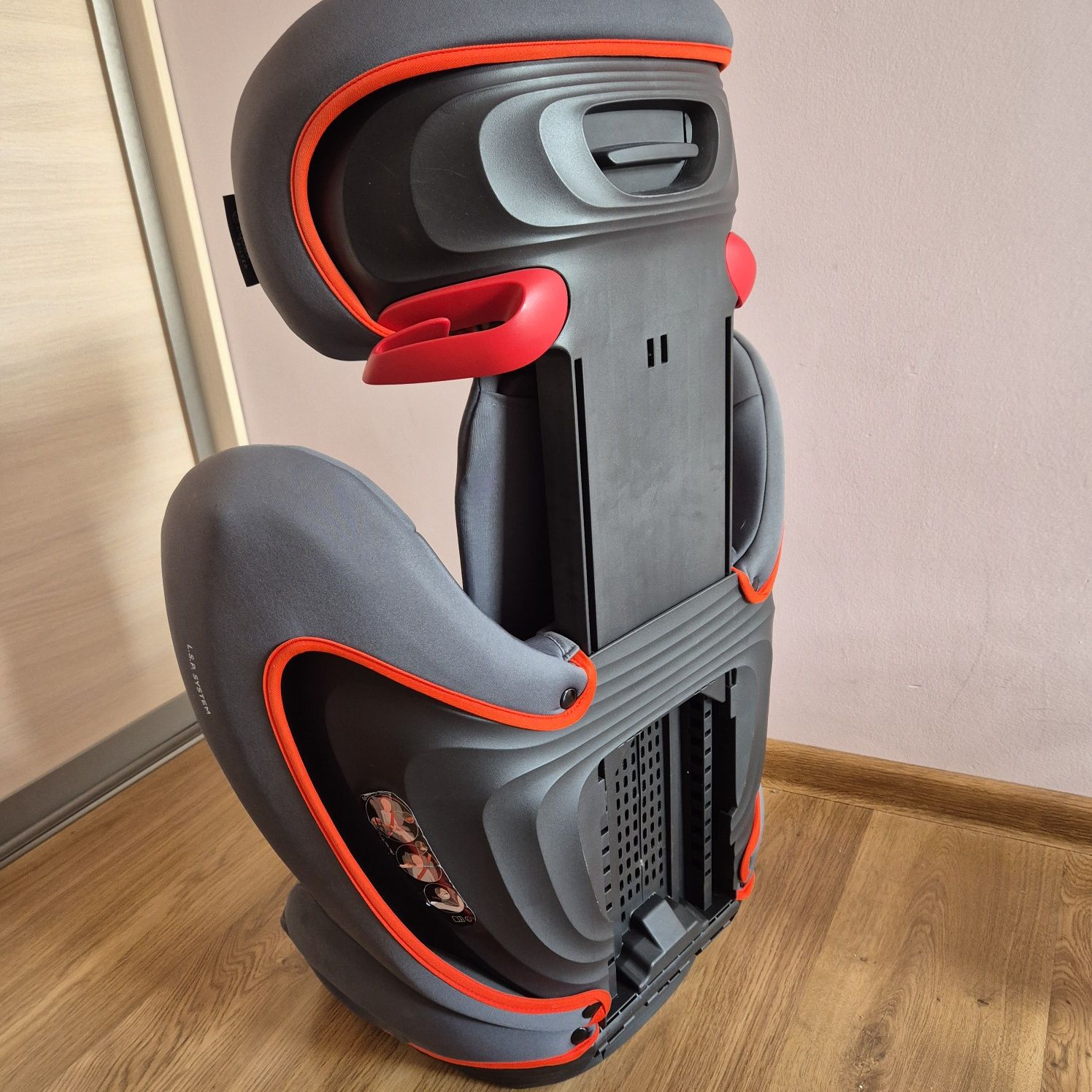 Cybex solution bfix universal 15-36 uszkodzony