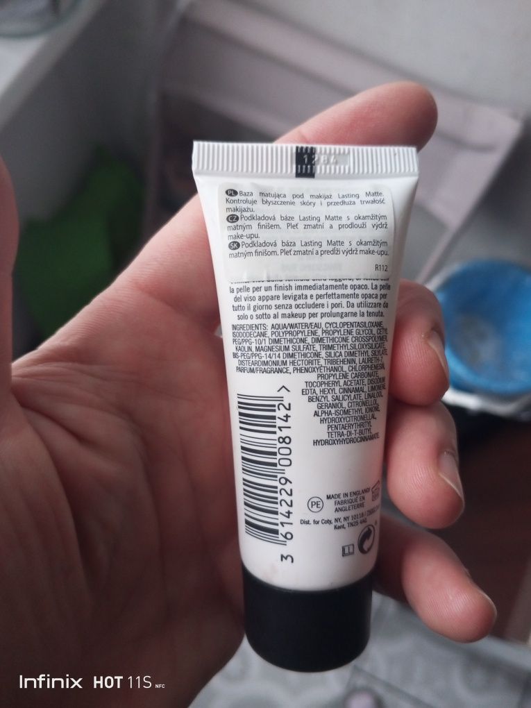 Rimmel London Lasting Matte Primer baza pod makijaż