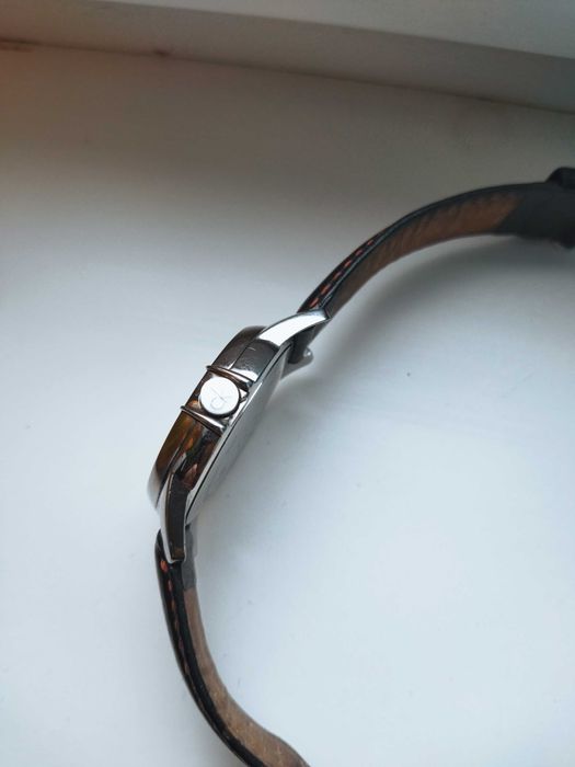 продам мужские часы calvin klein