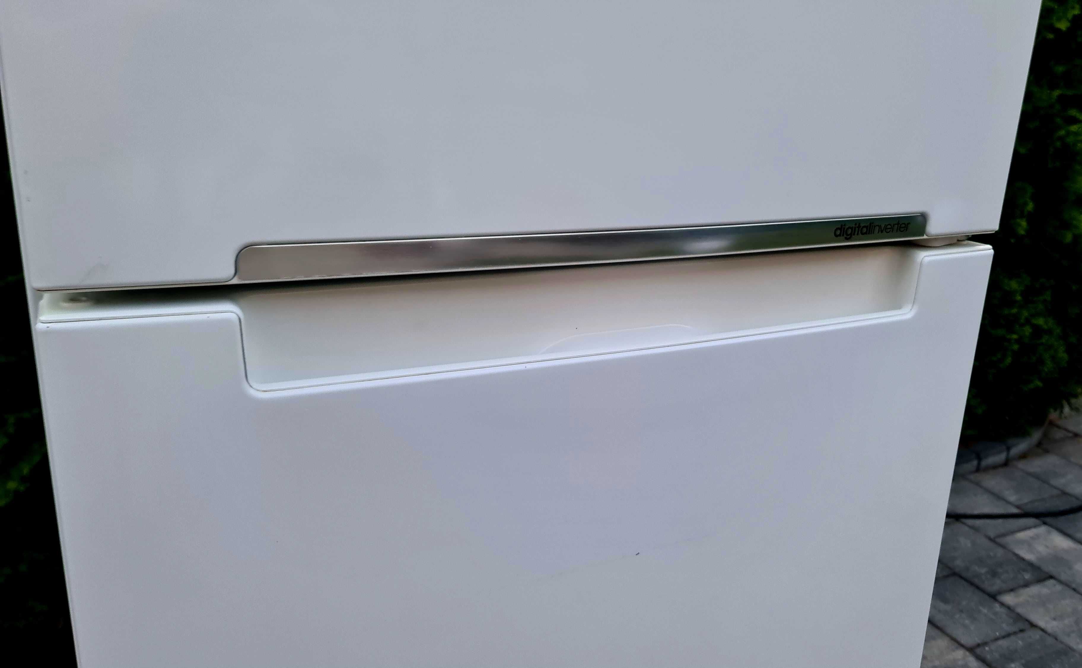 Lodówka Samsung RB29FSRNDWW z zamrażalnikiem dolnym Biała 178cm