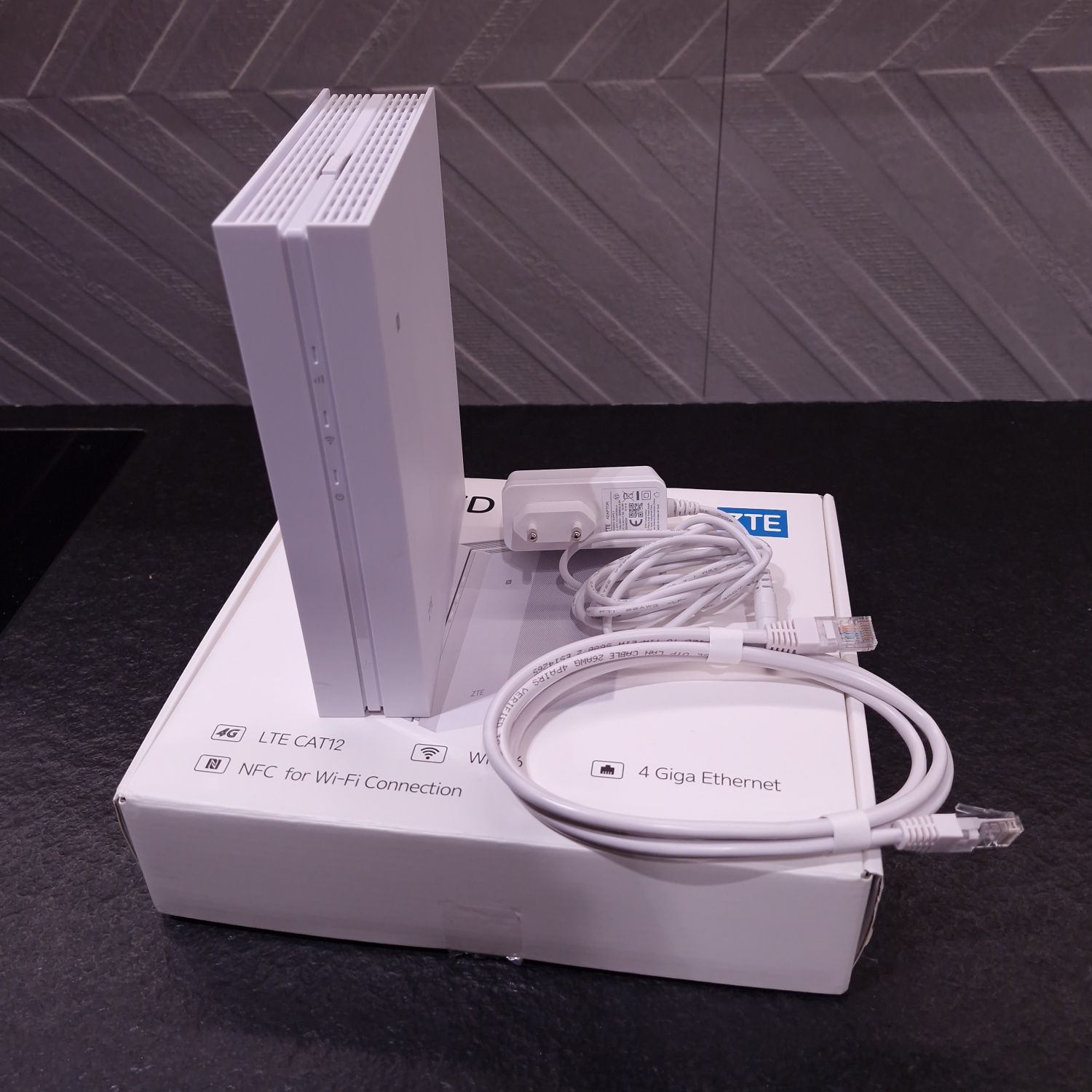 Router ZTE MF297D 2.4/5 GHz (DualBand), Wi-Fi Mesh, Gniazdo SIM