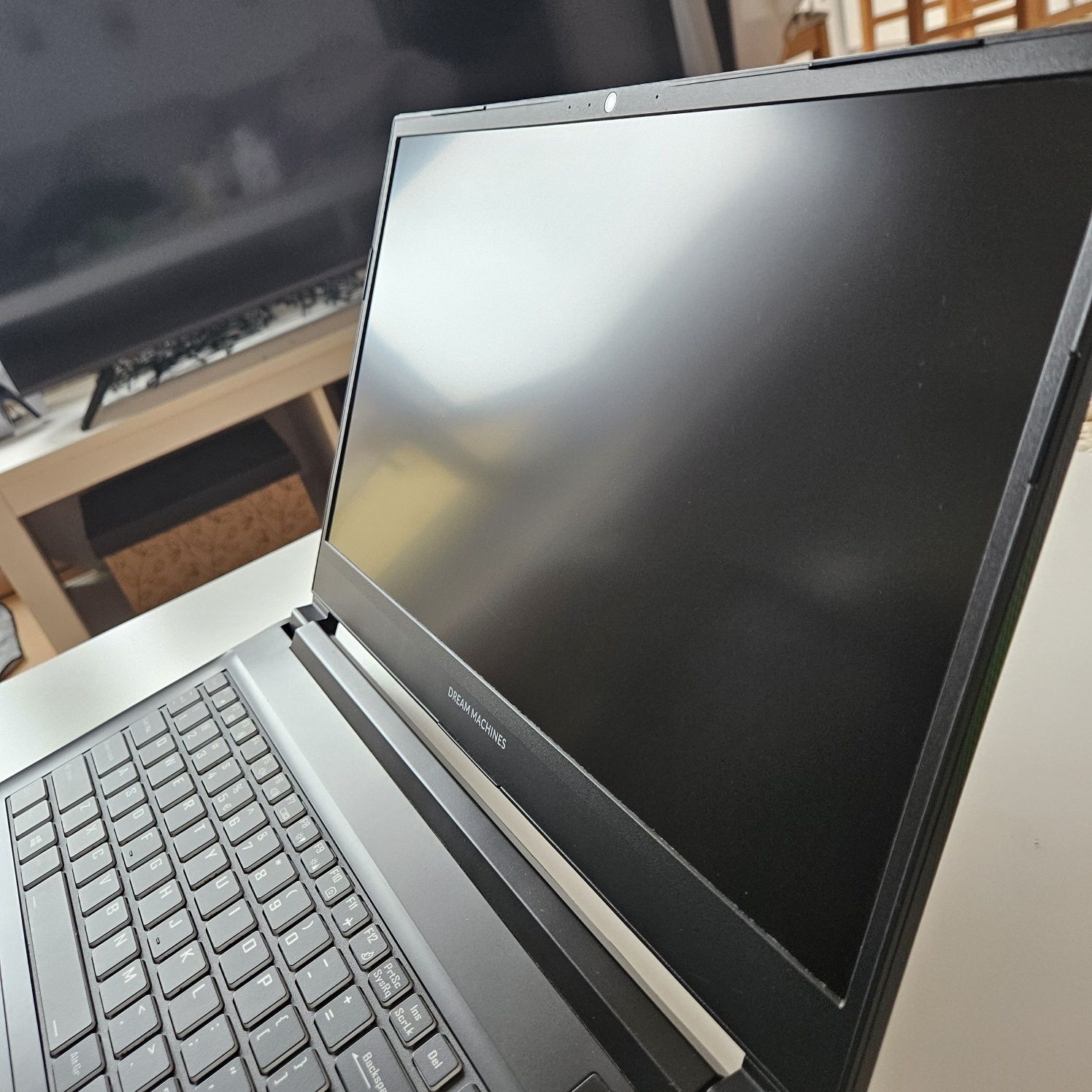 Laptop Dream Machine G1650-15PL28