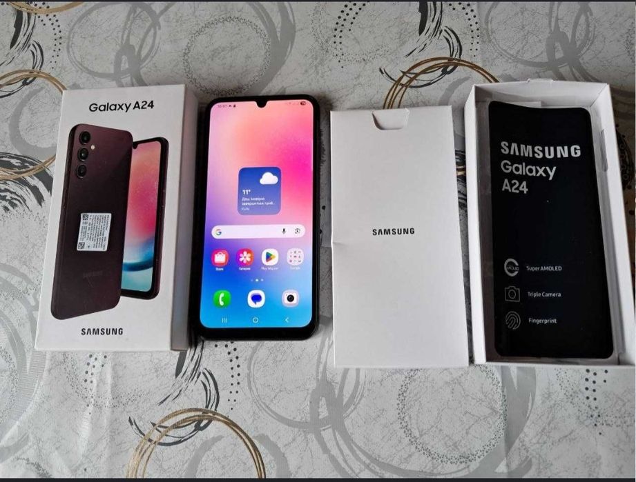 Продам тіліфон  Самсунг А24  новий