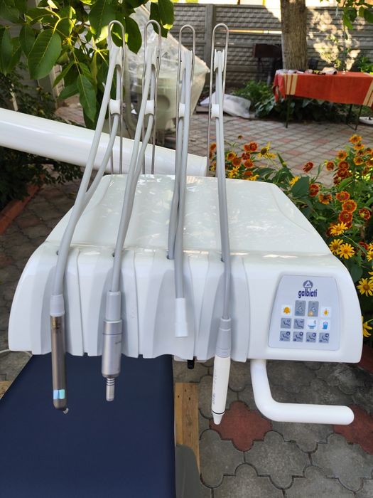 Стоматологическая установка .Стоматологічна установка.