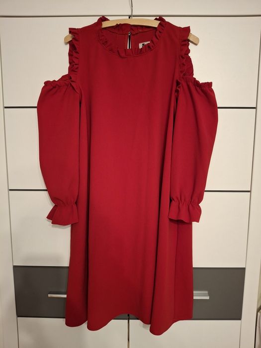 Sukienka czerwona VUBU XL