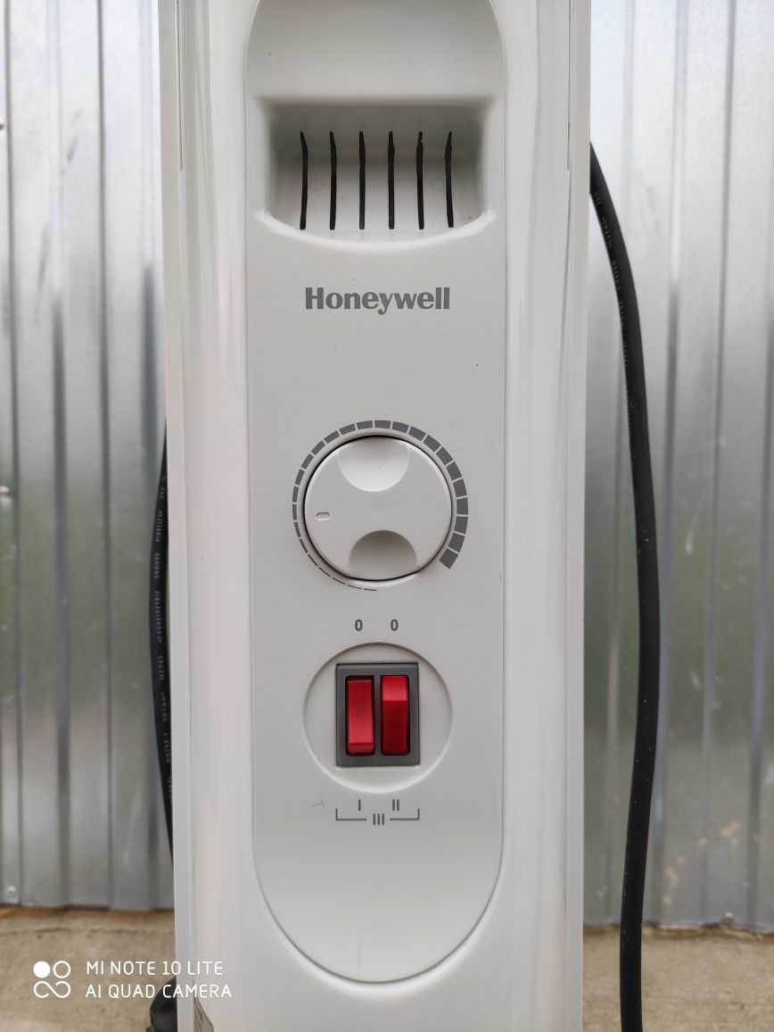 Grzejnik elektryczny olejowy Honeywell 2000W