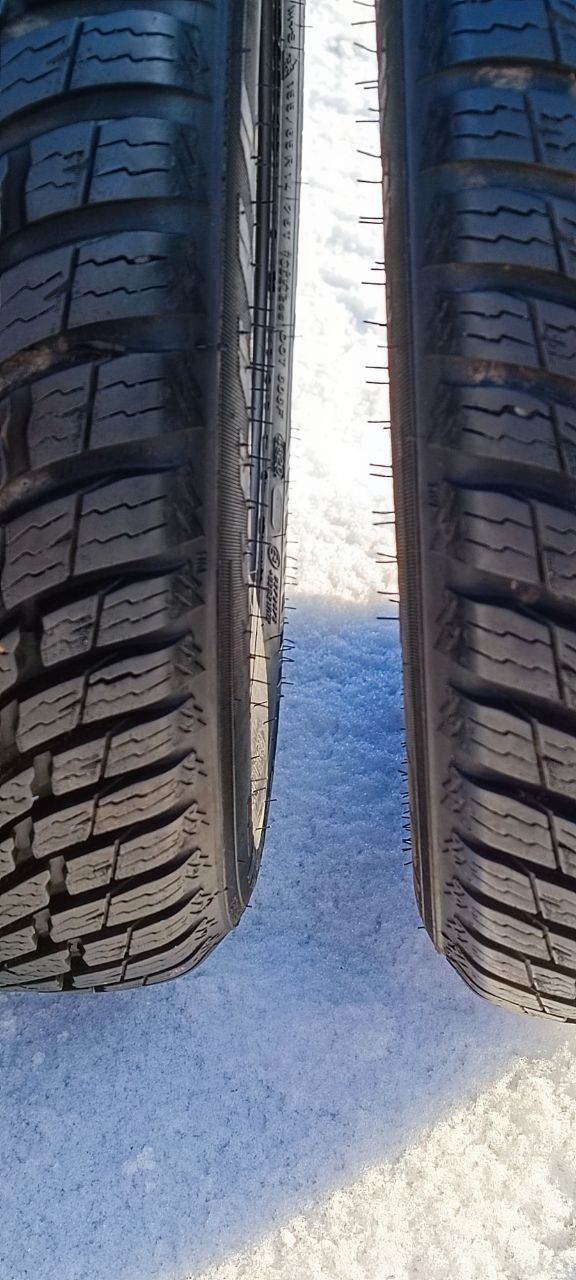 Зимова гума weatherroof 155/65R14 бу