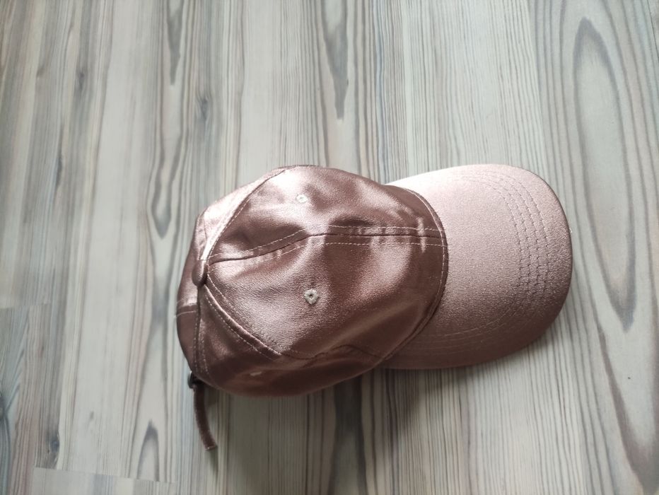 Czapka z daszkiem, Glamurous, brudny róż