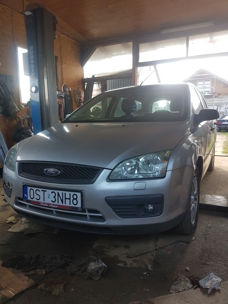 Ford Focus 1.6hdi całość,części.