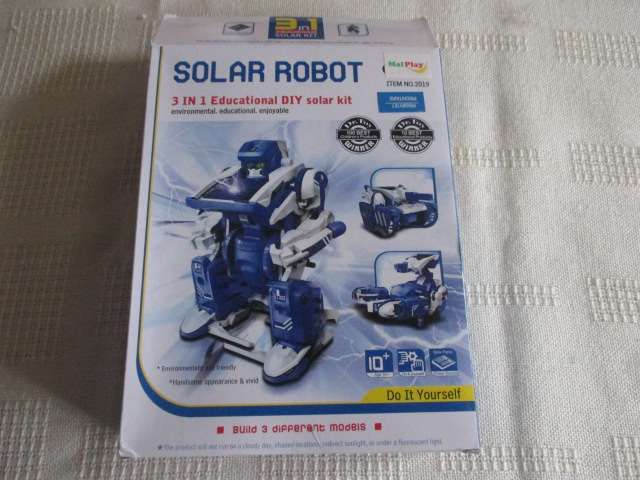 robot      solarny