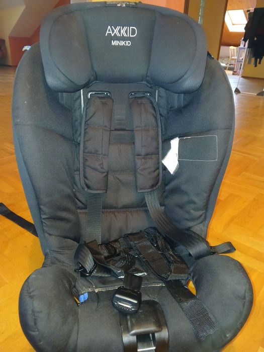 Fotelik samochodowy Axkid minikid