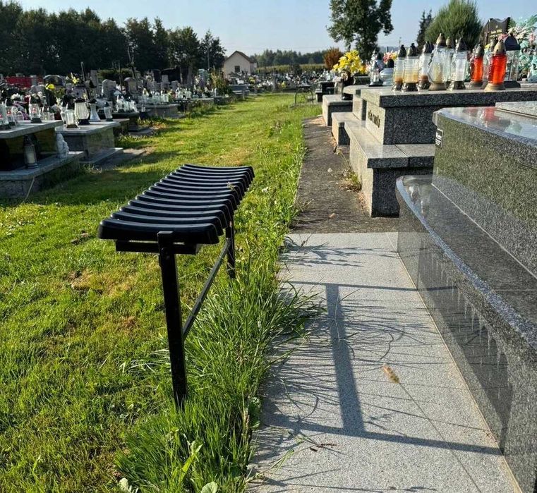 Ławka cmentarna przygrobowa Ławeczka na cmentarz składana 68cm