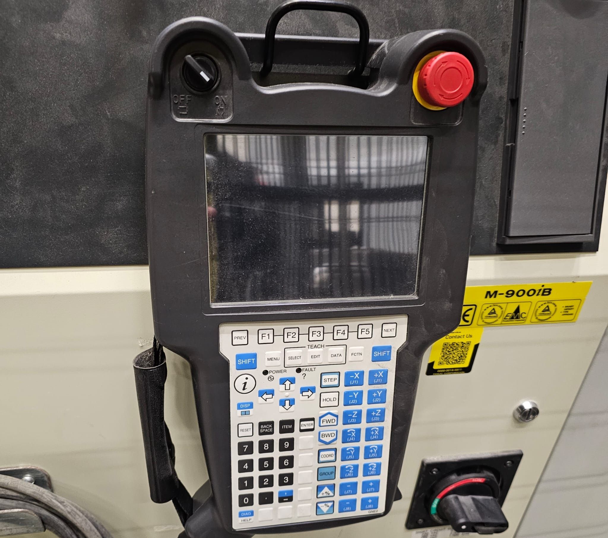 Fanuc M-900Ib/400L