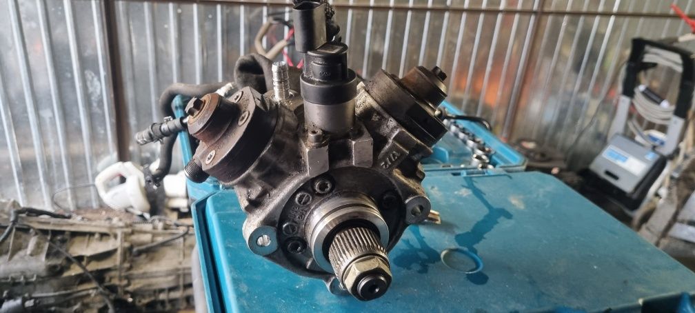Sprzedam cały układ paliwowy audi a6 c7 a5 a7 3.0 245km