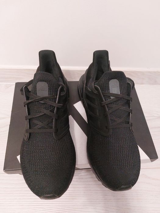 Кросівки Adidas Ultraboost